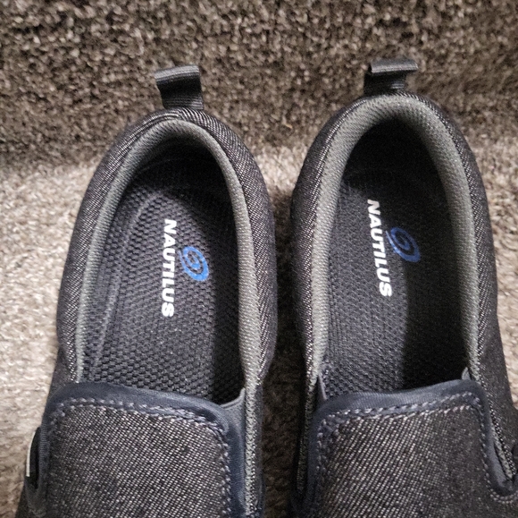 Nautilus Slip Resistant Composite Toe Safety Shoes - Picture 4 of 4